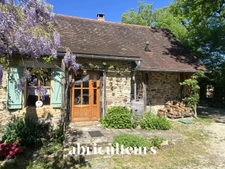 Havre de paix en Périgord Vert : propriété intime au bout d’une voie sans issue