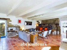 Belle demeure en pierre de 196 m² à Plounéour-Brignogan-Plages, à 800 m des plages