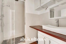 Appartement 4 pièces de 88 m² à Issy-les-Moulineaux – quartier Saint-Étienne / Mairie