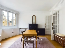 Appartement 3 pièces avec balcon<span></span>Paris 15ᵉ, Quartier Convention