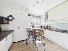 Appartement traversant de 76 m² avec 2 balcons<span></span>Châtillon