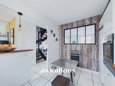 FONTENAY LE FLEURY – MAISON - 5 PIECES - 4 CHAMBRES –JARDIN