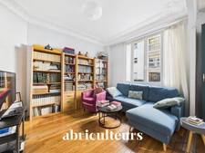 4 pièces au calme sur cour arborée – Charme de l’ancien – Paris 15e Convention – 72 m²