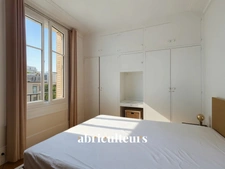 Appartement 3 pièces avec balcon<span></span>Paris 15ᵉ, Quartier Convention