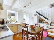 Belle demeure en pierre de 196 m² à Plounéour-Brignogan-Plages, à 800 m des plages