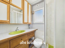 2 PIECES DE CHARME AVEC PETIT BALCON FILANT – PARIS 10, PORTE SAINT-DENIS