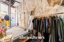 Local commercial avec mezzanine habitable – Murs libres – Paris 5ᵉ