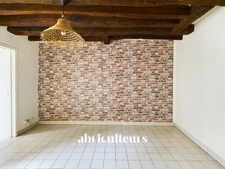 Studio avec poutres apparentes<span></span>Paris 6