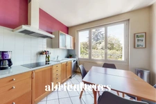 CHATILLON / QUARTIER LASEGUE-ROISSYS, LIMITE CLAMART- MAISON<span></span>6 PIECES<span></span>4 CHAMBRES<span></span>155 M2<span></span>TERRAIN 274 M2<span></span>990.000 €