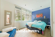 L’HAŸ LES ROSES<span></span>DUPLEX AVEC BALCON<span></span>4 PIÈCES<span></span>3 CHAMBRES<span></span>132 M2<span></span>575.000 €