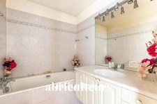 PARIS 11 / QUARTIER ROQUETTE - APPARTEMENT AVEC TERRASSE - 2 PIECES - 1 CHAMBRE - 49 M2 - 632.400 €