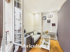 Studio au calme absolu, à deux pas de la rue Cler<span></span>PARIS 7