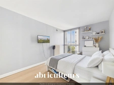Paris 15e<span></span>Résidence Paris XV<span></span>Appartement familial 5 pièces de 114 m² avec balcons, parking et cave