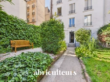 Paris 15ᵉ – Convention / Saint-Lambert | 2 pièces de 30 m² à rénover