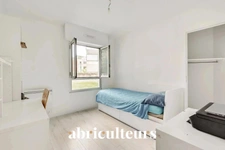 Appartement 4 pièces de 88 m² à Issy-les-Moulineaux – quartier Saint-Étienne / Mairie