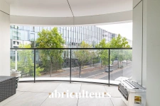 Appartement familial 5 pièces / 4 chambres de 134 m² avec balcon-loggia à Issy-les-Moulineaux