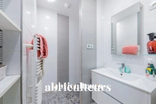 L’HAŸ LES ROSES<span></span>DUPLEX AVEC BALCON<span></span>4 PIÈCES<span></span>3 CHAMBRES<span></span>132 M2<span></span>575.000 €