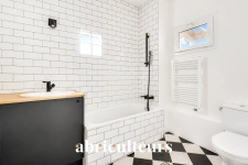 Maison individuelle atypique avec jardin et studio indépendant – Garches