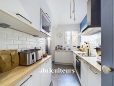 Charmant 3 Pièces au pied de la rue du Commerce et de la Motte-Picquet Grenelle – PARIS 15