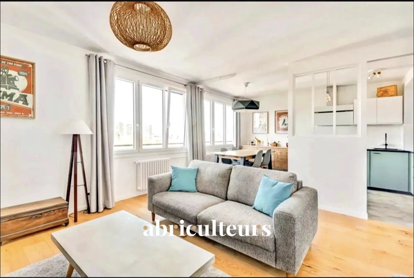APPARTEMENT LUMINEUX DE 71M² VENDU À VANVES (92170)