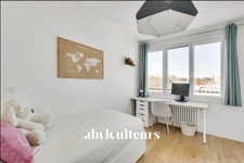 APPARTEMENT LUMINEUX DE 71M²<span></span>VUE DEGAGEE<span></span>VANVES