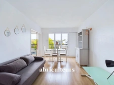 Appartement lumineux de 3 pièces de 69m² – Centre-ville de Plaisir