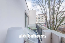 L’HAŸ LES ROSES<span></span>DUPLEX AVEC BALCON<span></span>4 PIÈCES<span></span>3 CHAMBRES<span></span>132 M2<span></span>575.000 €