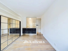 APPARTEMENT LUMINEUX A DEUX PAS DE LAMARCK-CAULAINCOURT - PARIS 18