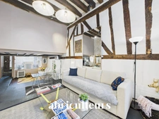 Atypique<span></span>Appartement 2 Pièces<span></span>61m²<span></span>Paris 5e (Contrescarpe)