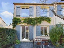 FONTENAY LE FLEURY – MAISON - 5 PIECES - 4 CHAMBRES –JARDIN