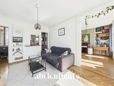 2 PIECES DE CHARME AVEC PETIT BALCON FILANT – PARIS 10, PORTE SAINT-DENIS