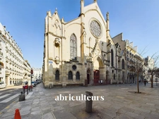 TRES BEL APPARTEMENT DE CHARME – 71 M2 – 2 PIECES – PARIS 9