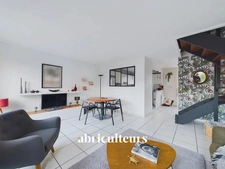 FONTENAY LE FLEURY – MAISON - 5 PIECES - 4 CHAMBRES –JARDIN