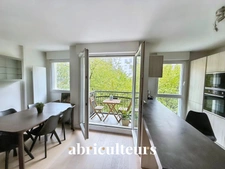 Appartement 3 Pièces avec balcon - 69m² - Issy-les-Moulineaux