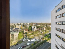 STUDIO LUMINEUX VUE DEGAGEE<span></span>RESIDENCE DE STANDING A POISSY