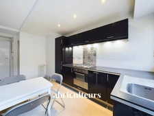 APPARTEMENT LUMINEUX A DEUX PAS DE LAMARCK-CAULAINCOURT - PARIS 18