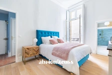 Appartement<span></span>2 pièces<span></span>1 chambre<span></span>72 m²<span></span>Paris 4 / Ile Saint-Louis