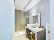 APPARTEMENT LUMINEUX A DEUX PAS DE LAMARCK-CAULAINCOURT - PARIS 18