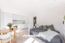 Studio<span></span>24 m² avec balcon<span></span>315 000 € <span></span>Paris 10