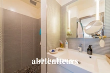 L’HAŸ LES ROSES<span></span>DUPLEX AVEC BALCON<span></span>4 PIÈCES<span></span>3 CHAMBRES<span></span>132 M2<span></span>575.000 €