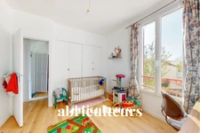 CHAVILLE / QUARTIER CHAVILLE VELIZY<span></span>MAISON EN COPROPRIETE<span></span>4 PIECES<span></span>3 CHAMBRES<span></span>78 M2<span></span>JARDIN 90 M2<span></span>612.000 €