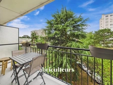 Appartement traversant de 76 m² avec 2 balcons<span></span>Châtillon