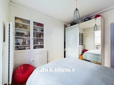 Charmant 3 Pièces au pied de la rue du Commerce et de la Motte-Picquet Grenelle – PARIS 15