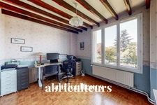 CHATILLON / QUARTIER LASEGUE-ROISSYS, LIMITE CLAMART- MAISON<span></span>6 PIECES<span></span>4 CHAMBRES<span></span>155 M2<span></span>TERRAIN 274 M2<span></span>990.000 €