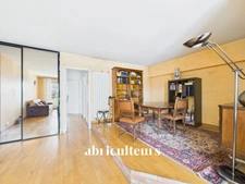 Appartement traversant 3 pièces avec balcons – Dernier étage – Boulogne-Billancourt