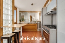 Maison individuelle atypique avec jardin et studio indépendant – Garches