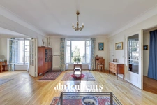 APPARTEMENT<span></span>3 PIECES<span></span>2 CHAMBRES<span></span>76 m2<span></span>PARIS 15ème / QUARTIER NECKER<span></span>CAMBRONNE<span></span>LECOURBE