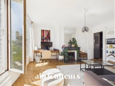 2 PIECES DE CHARME AVEC PETIT BALCON FILANT – PARIS 10, PORTE SAINT-DENIS