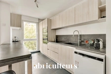 Appartement 3 Pièces avec balcon - 69m² - Issy-les-Moulineaux