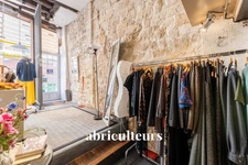 Local commercial avec mezzanine habitable – Murs libres – Paris 5ᵉ